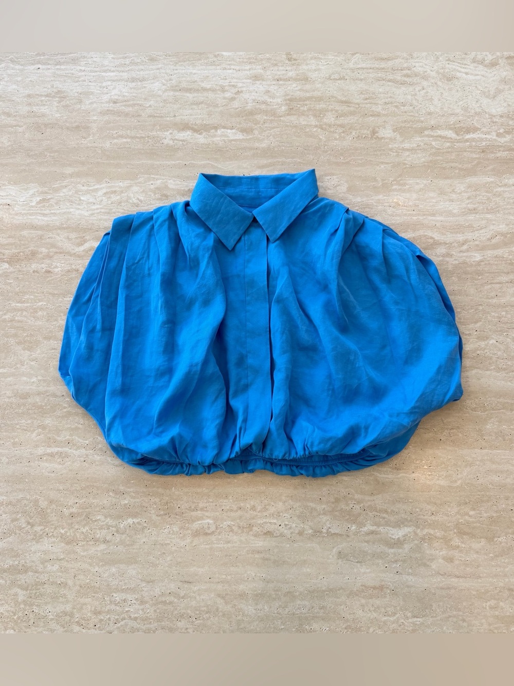 Zara women’s Blue Balloon Fit Short Sleeve Button-Down